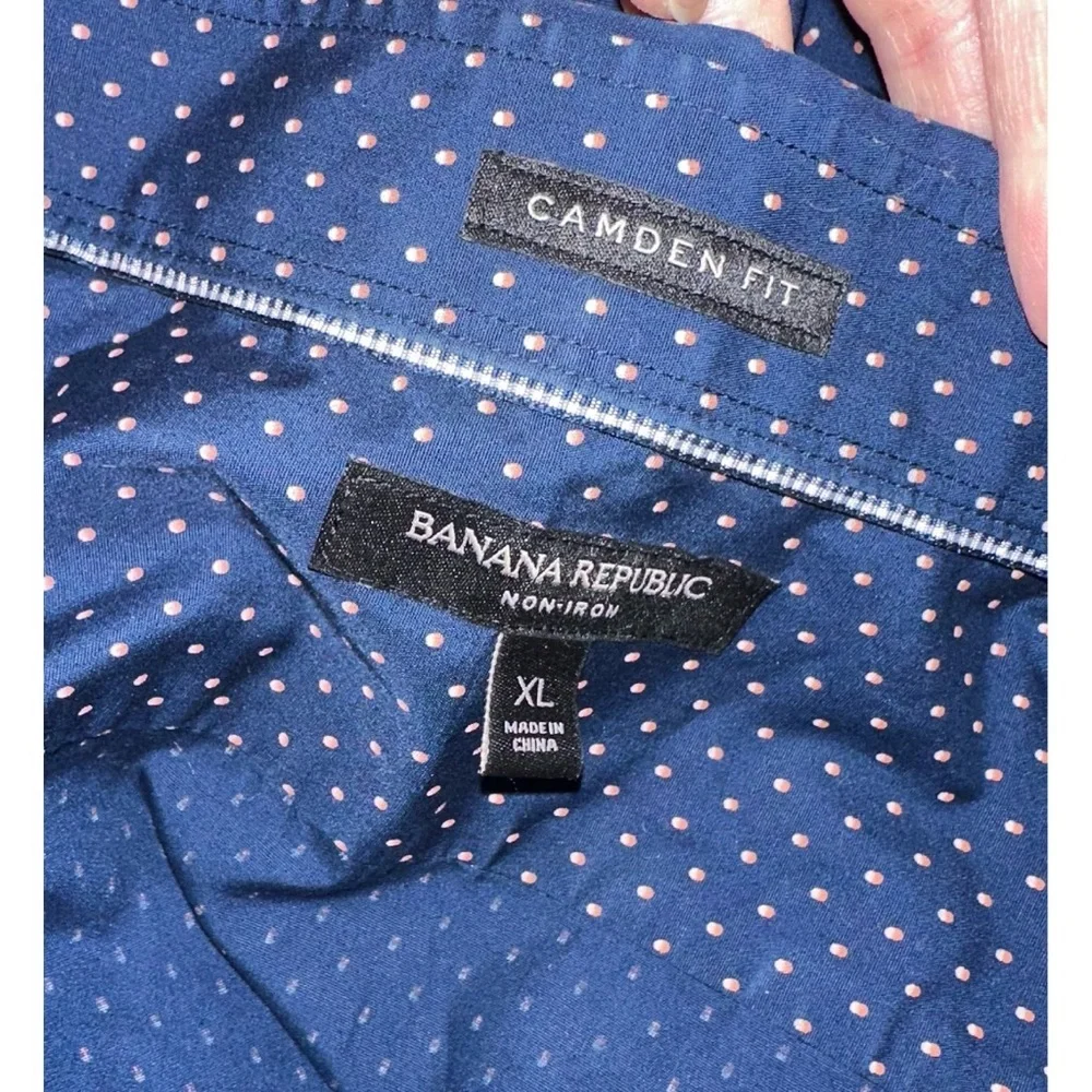 Banana Republic Button Up Shirt Mens Navy Blue Polka Dot Non Iron Shirt